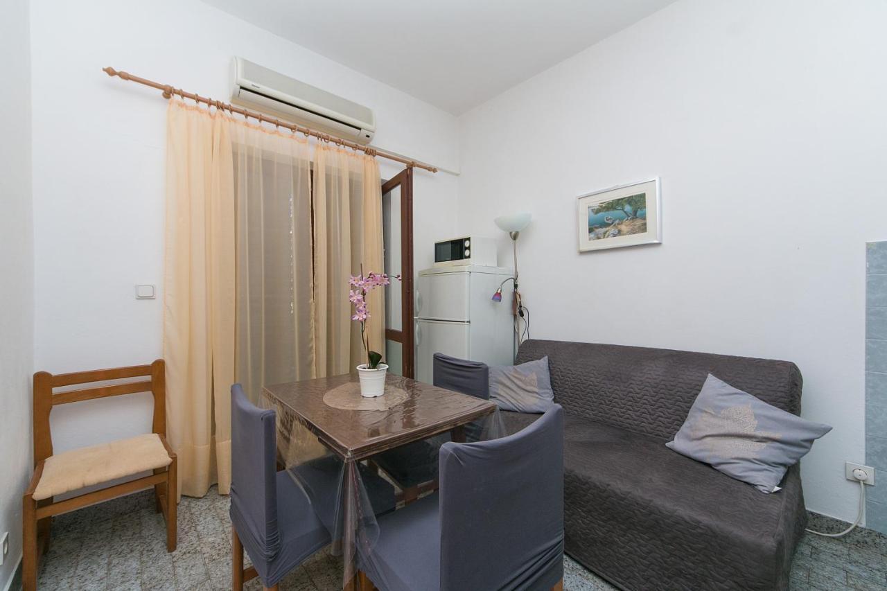 Apartments By The Sea Zivogosce - Blato, Makarska - 1057 Blato  Kültér fotó