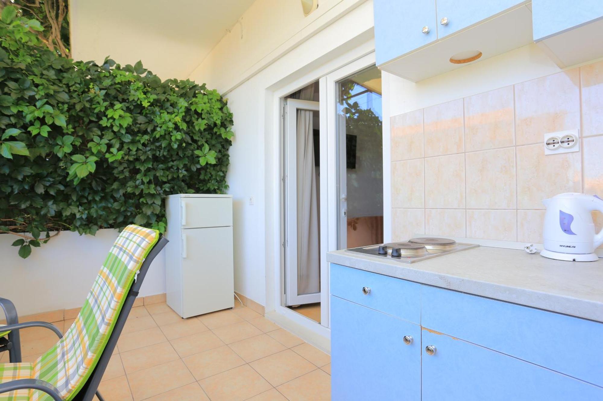 Apartments By The Sea Zivogosce - Blato, Makarska - 1057 Blato  Szoba fotó