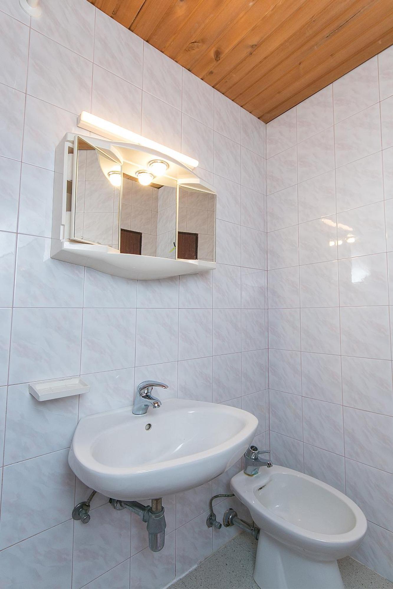 Apartments By The Sea Zivogosce - Blato, Makarska - 1057 Blato  Szoba fotó